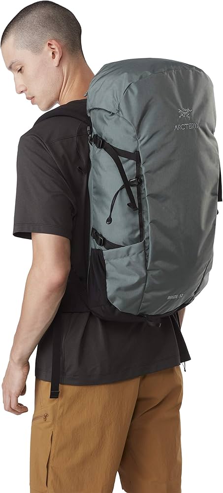 ★ジャッキーです★ARC'TERXアークテリクス BRIZE 32 Arc'teryx Brize 32 Backpack | $189.00 | Saint Bernard